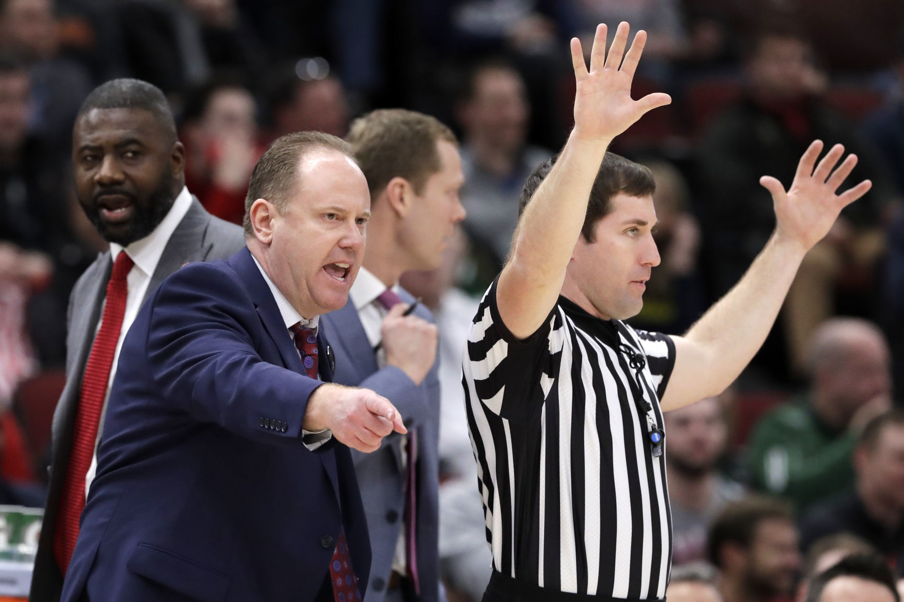 Badgers 66, Cornhuskers 62